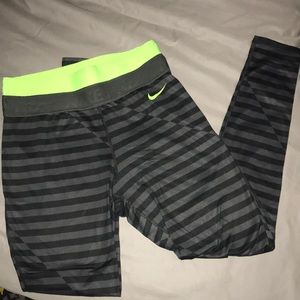 Nike pro dri fit leggings size Medium